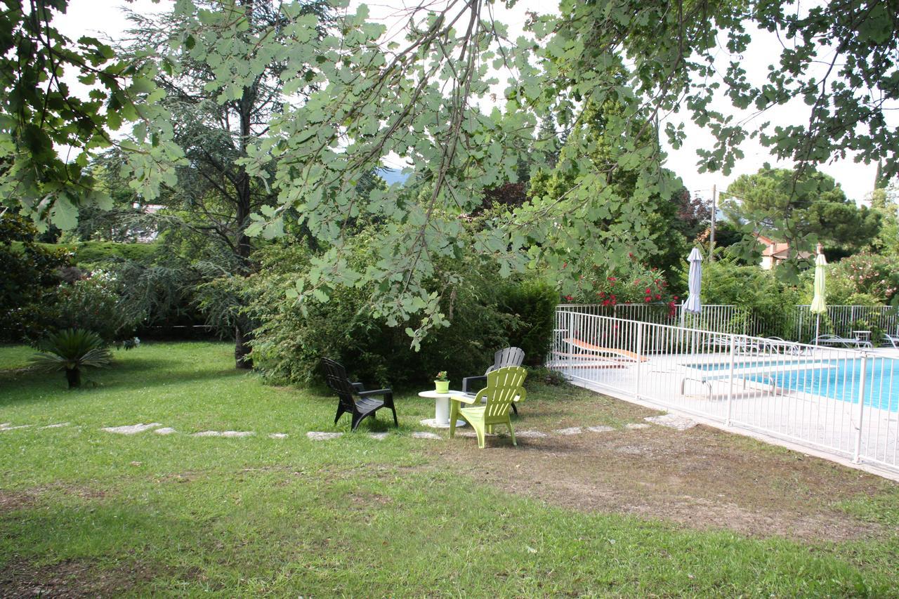 Villa Manon Муан-Сарту Екстериор снимка
