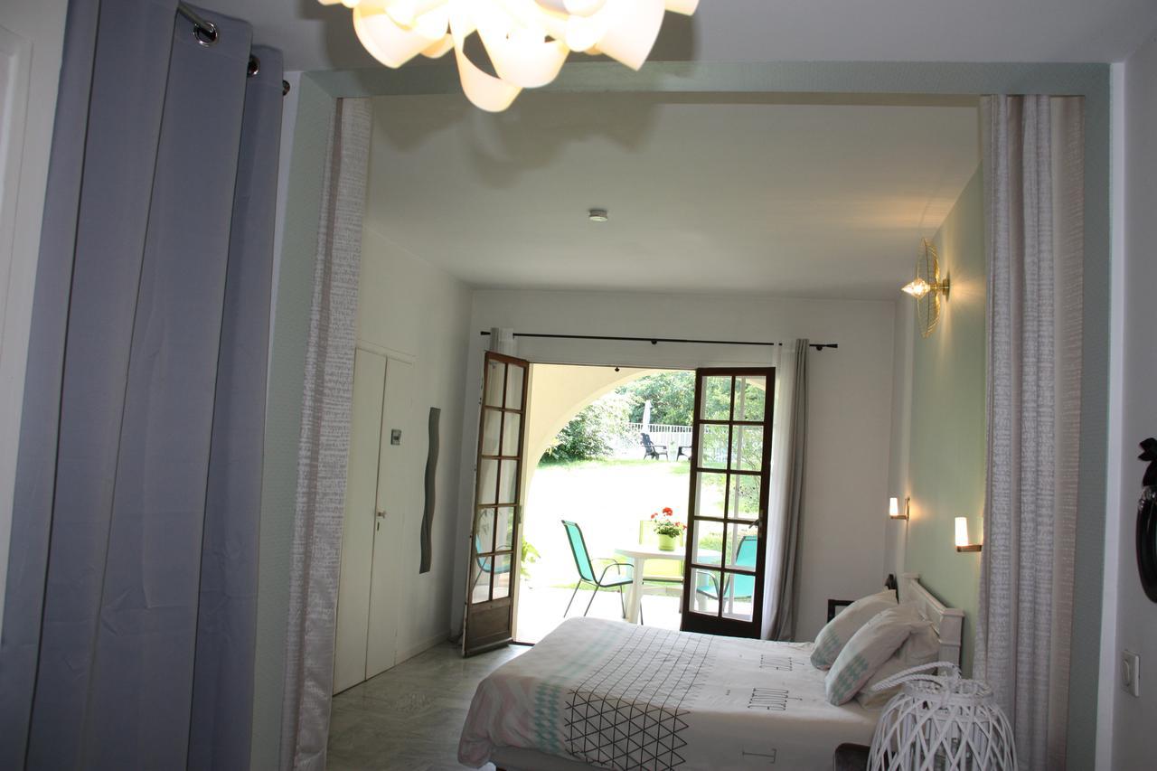 Villa Manon Муан-Сарту Екстериор снимка